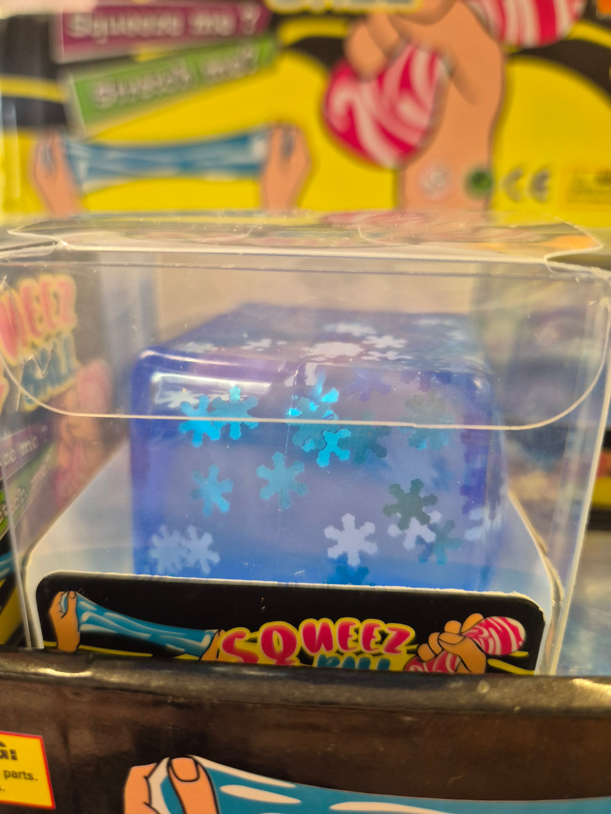 Squishy snowflake cube